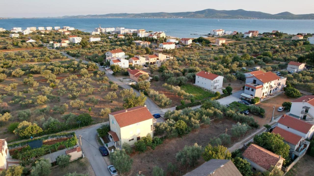 Apartments Antonija Sukošan Exterior foto